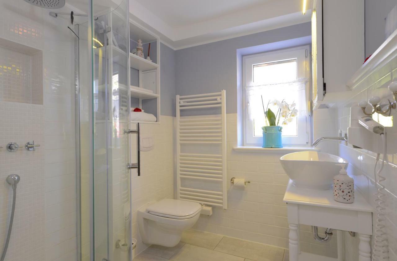 Ferienwohnung Duene Mit Kamin Und 2 Baedern In Boltenhagen Exterior photo